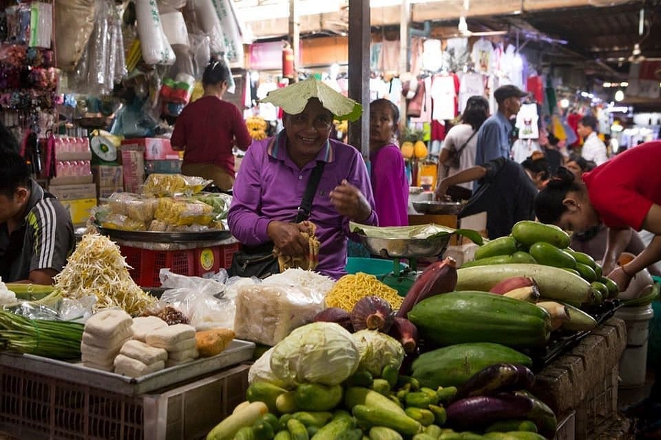 Fresh Market & Local Produce Walk