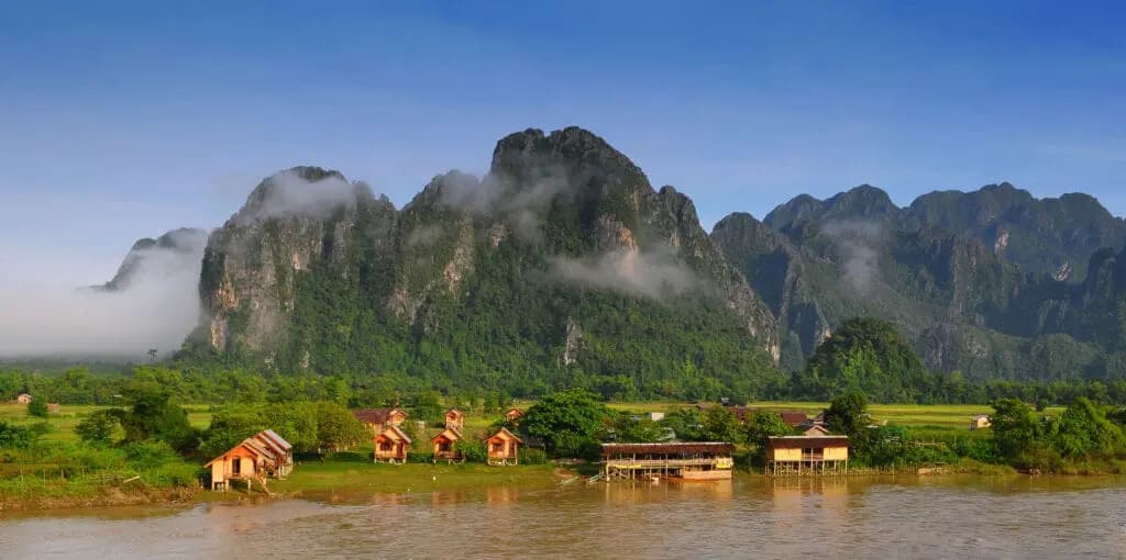 ÉVASION MAGNIFIQUE AU LAOS