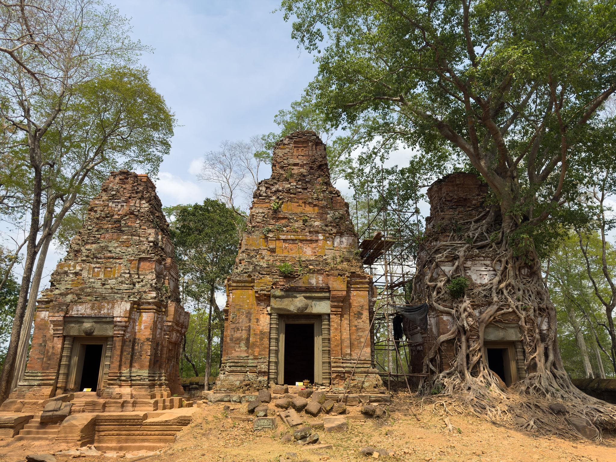 Koh Ker & Beng Mealea : Temples Perdus au Cœur de la Jungle photo 5