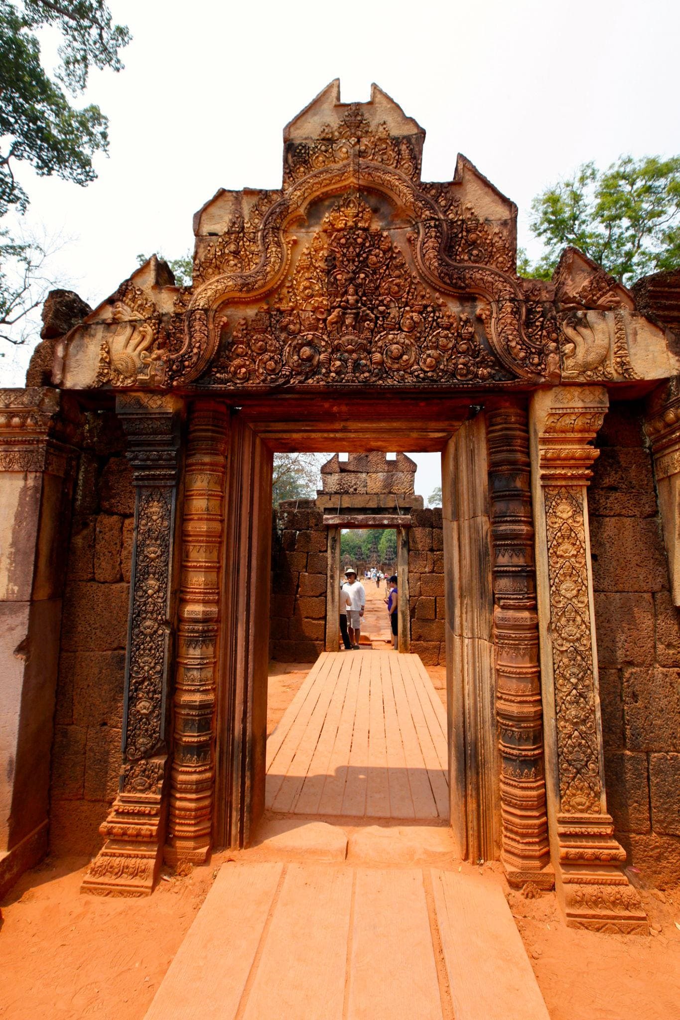 The Sacred Treasures of Angkor and Kbal Spean – 3 Days photo 5