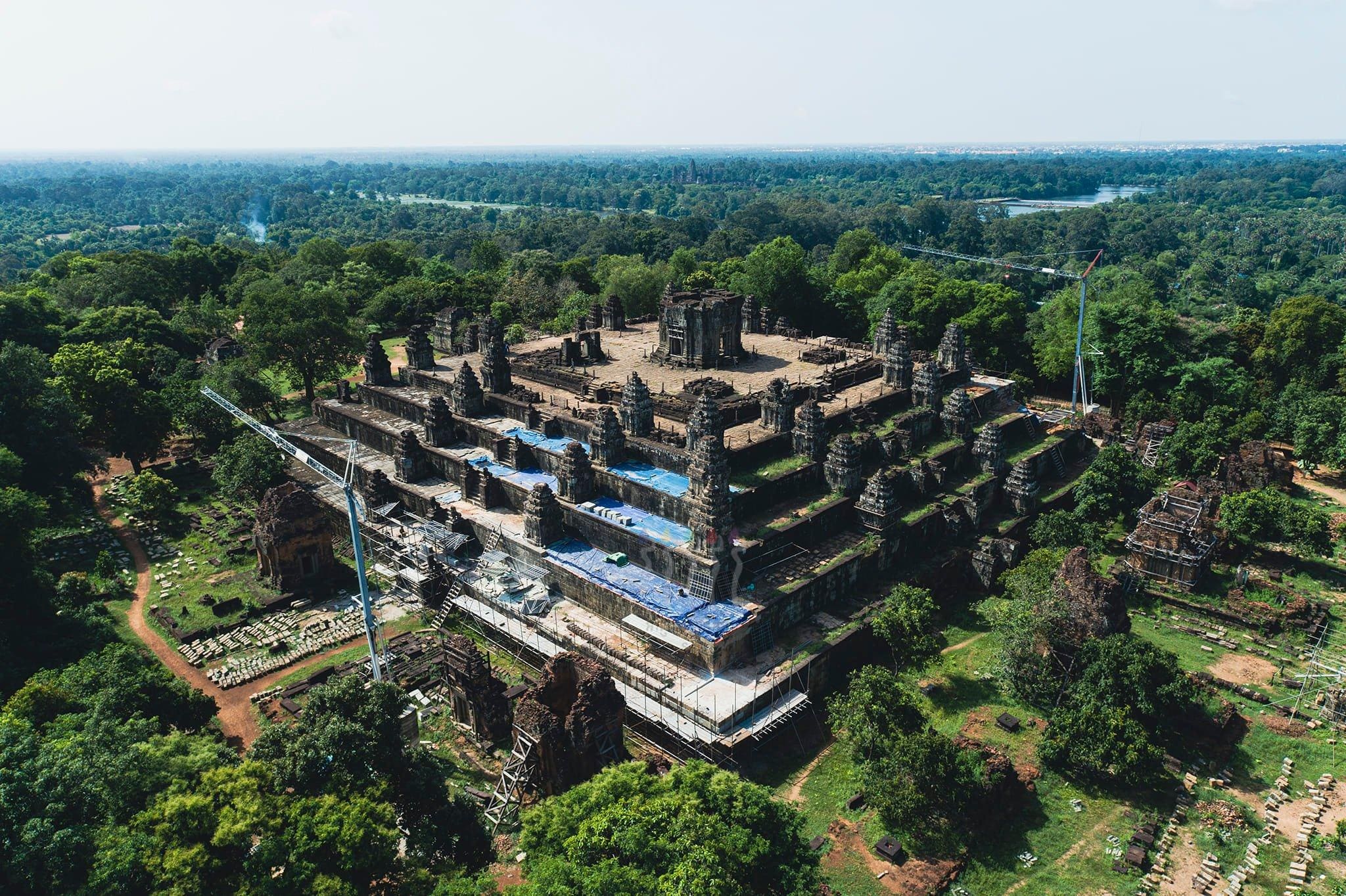 2-Day Wonders of Siem Reap: Ancient Temples & Floating Communities photo 4