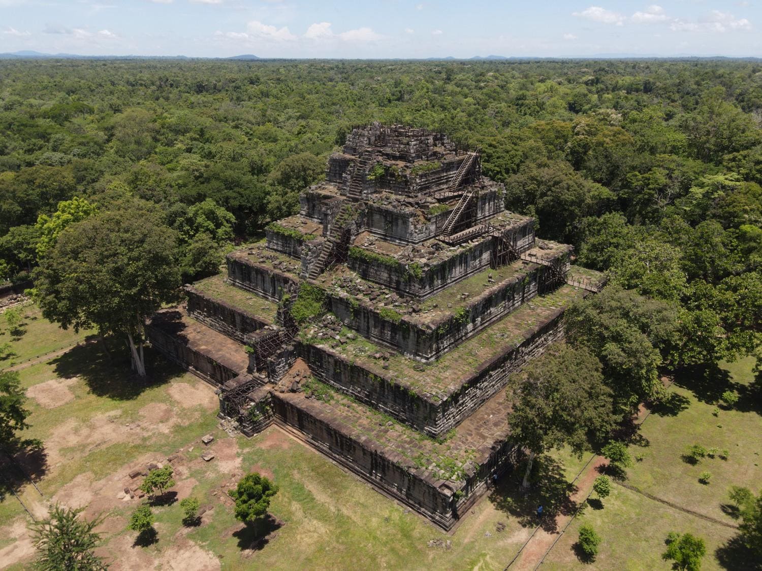 Entre Jungle et Pyramide photo 3