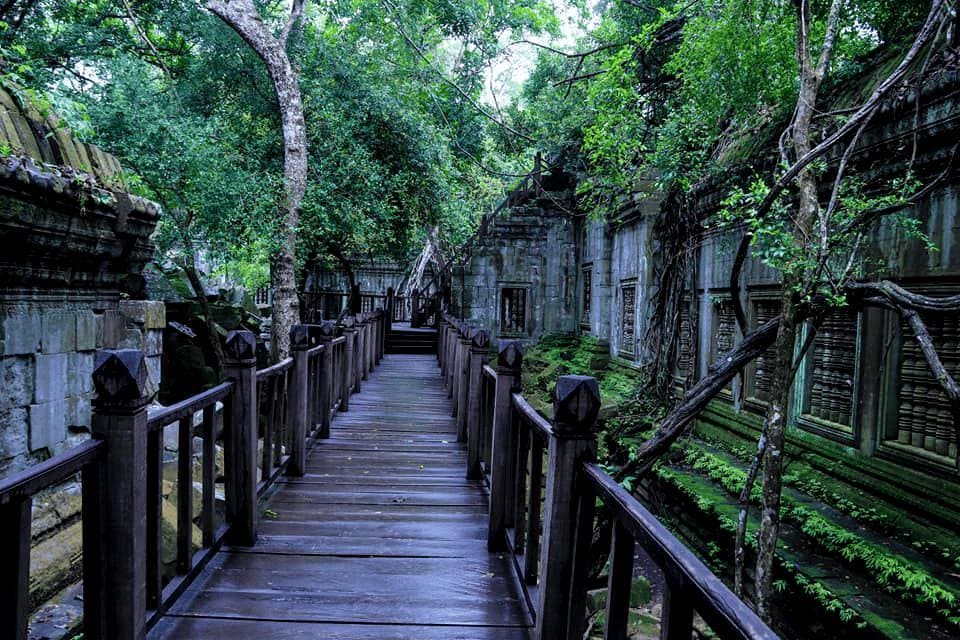 Beyond Angkor: Discovering Beng Mealea & Kampong Khleang photo 2